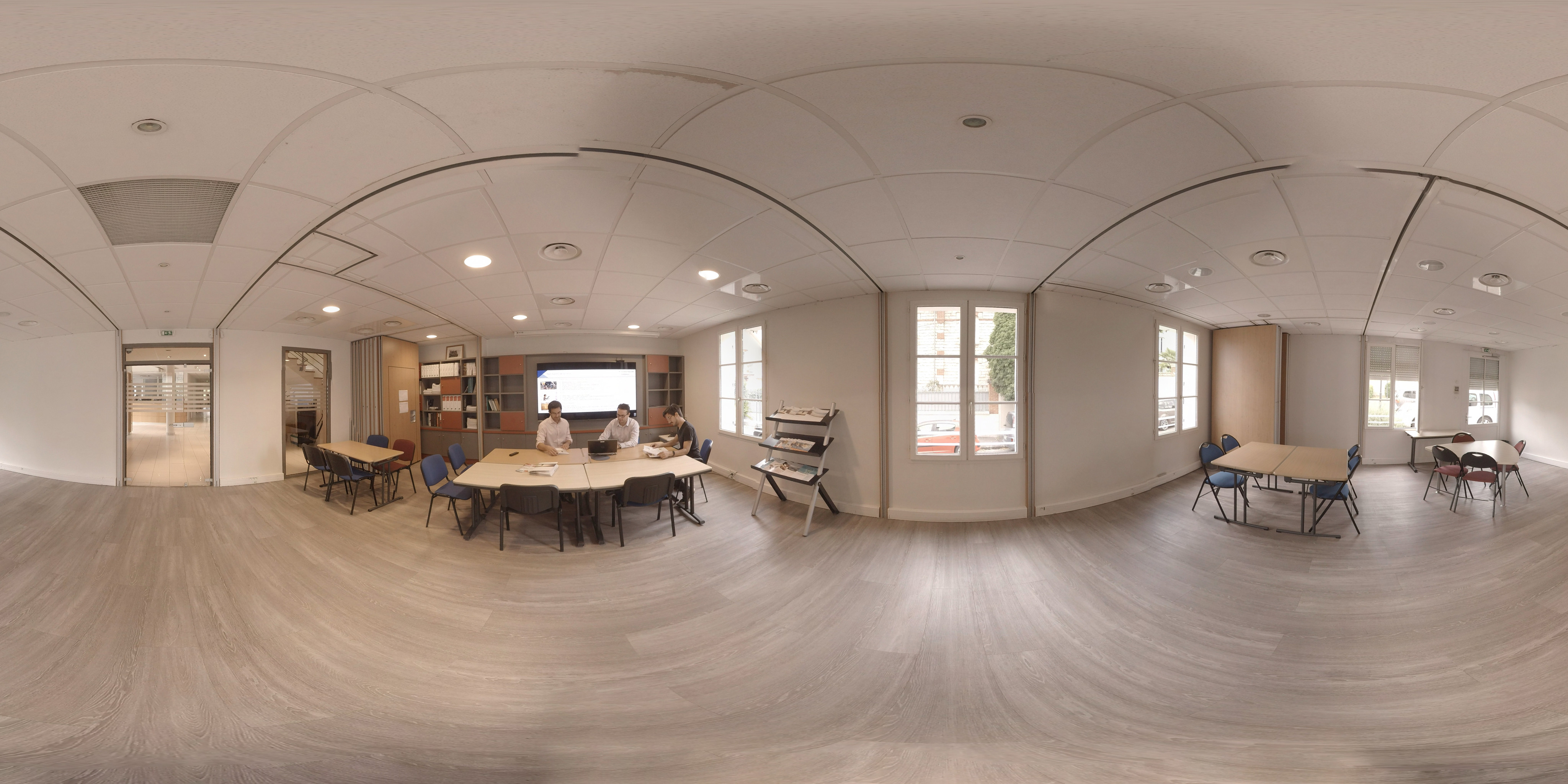 Auditeur - 000421 v2