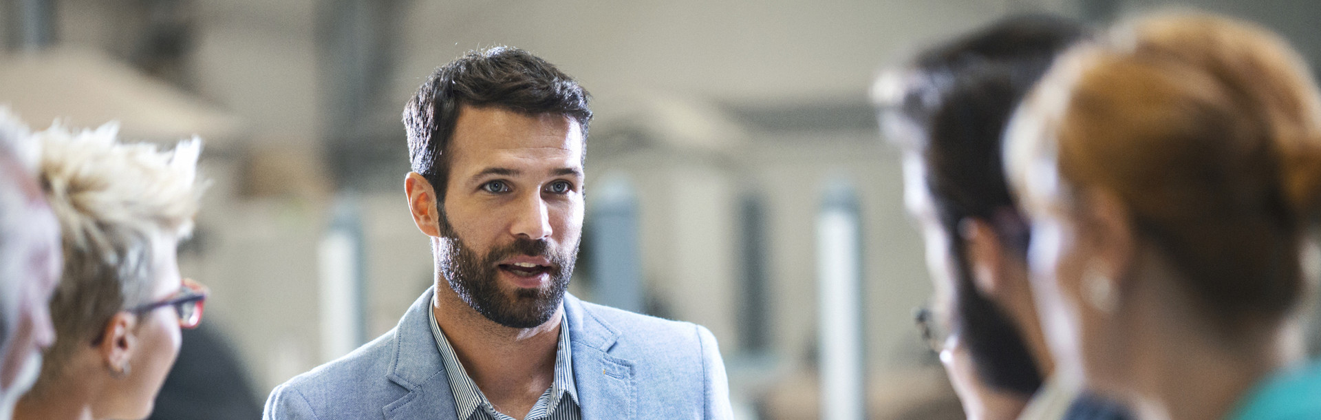 iStock-937775554_1920x610px-