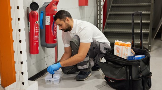 Technicien-en-maitrise-du-risque-nuisible-vignette